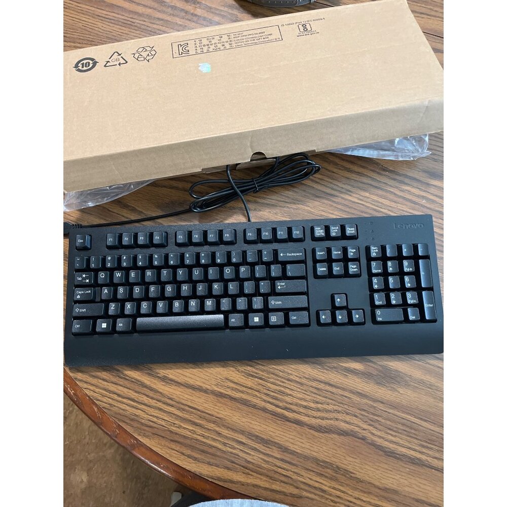 Lenovo black USB keyboard